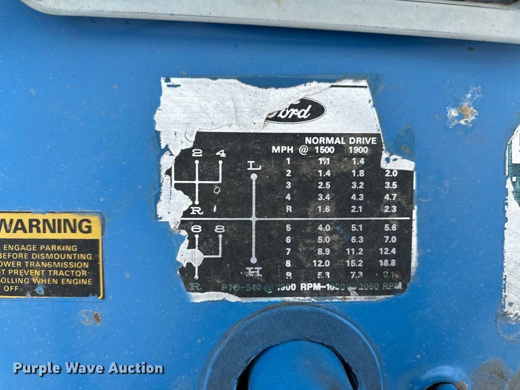 image for item OI9016 1974 Ford 5000 tractor
