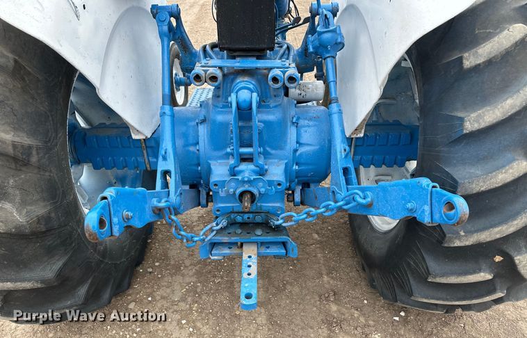 image for item OI9016 1974 Ford 5000 tractor