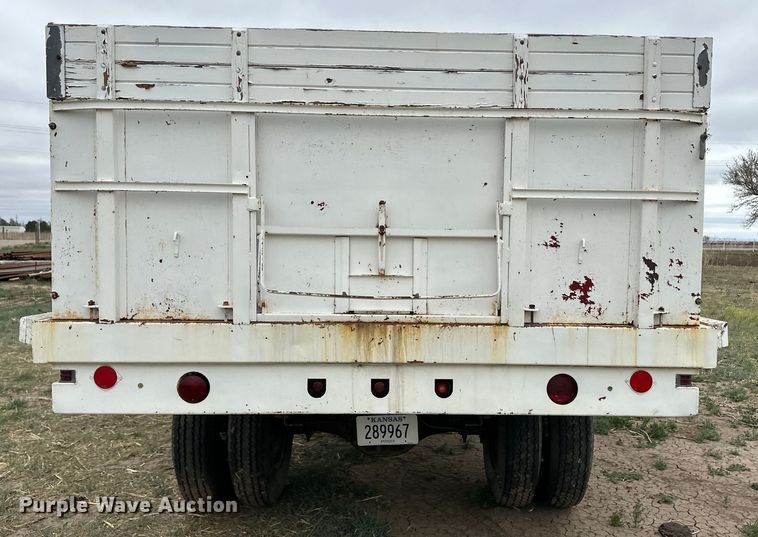 image for item OI9017 1962 Chevrolet 60 grain truck