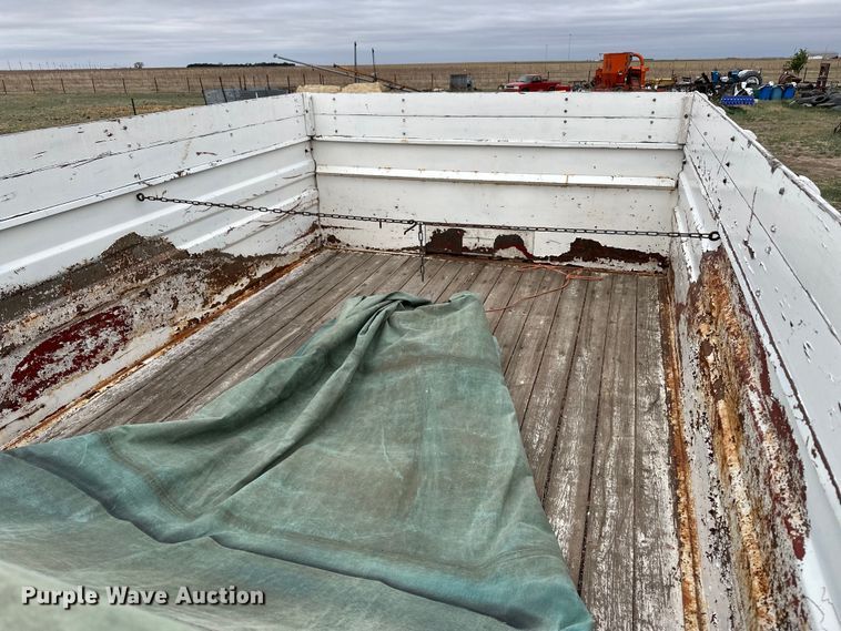 image for item OI9017 1962 Chevrolet 60 grain truck