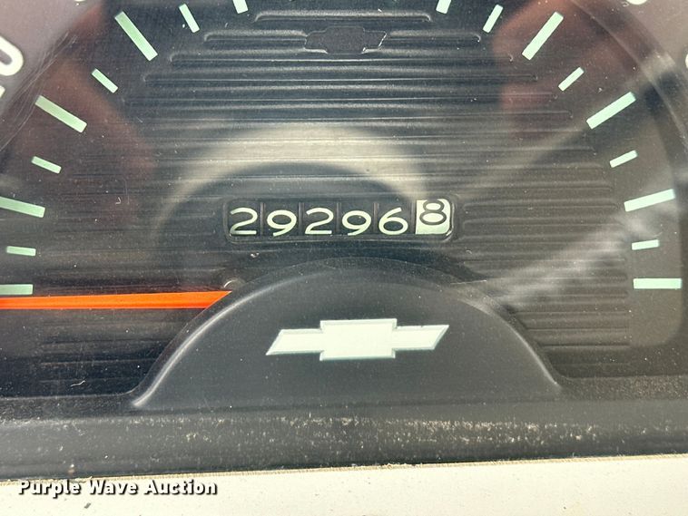 image for item OI9017 1962 Chevrolet 60 grain truck