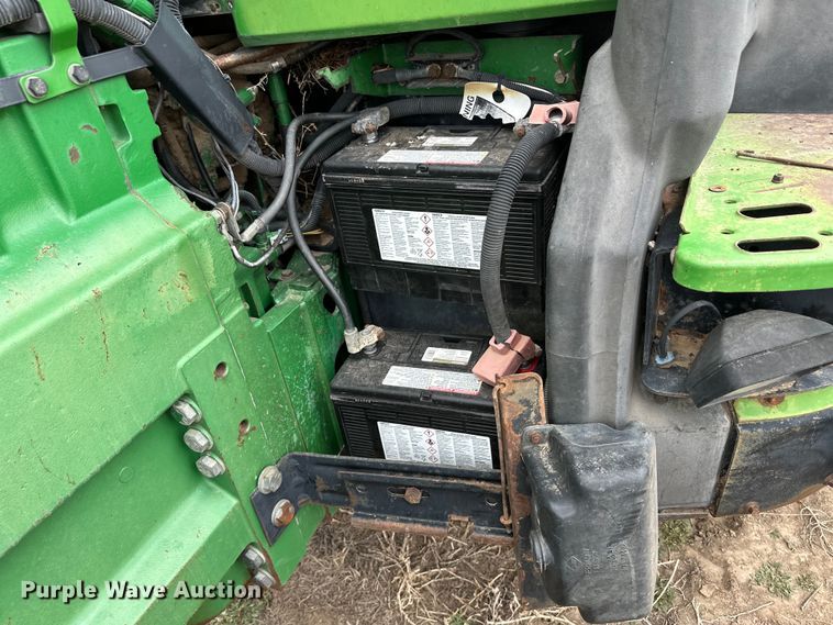 image for item OI9299 1995 John Deere 8300 MFWD tractor