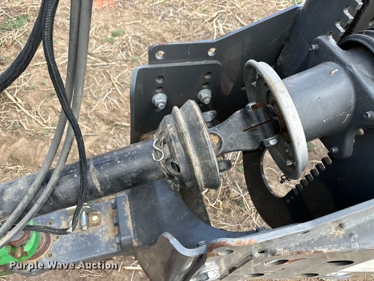 image for item OI9300 2014 Massey Ferguson 2270 large square baler