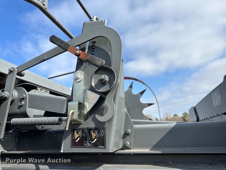 image for item OI9300 2014 Massey Ferguson 2270 large square baler