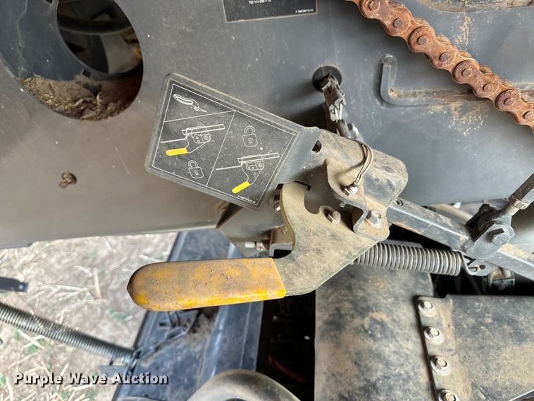 image for item OI9300 2014 Massey Ferguson 2270 large square baler