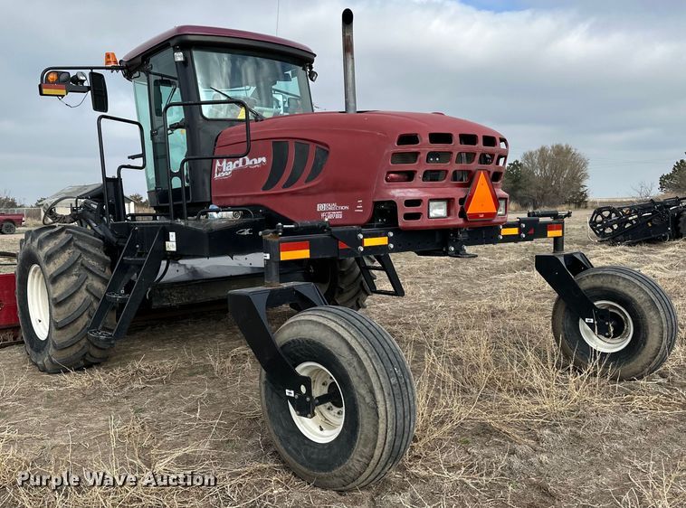 image for item OI9301 2016 MacDon M205 swather / windrower