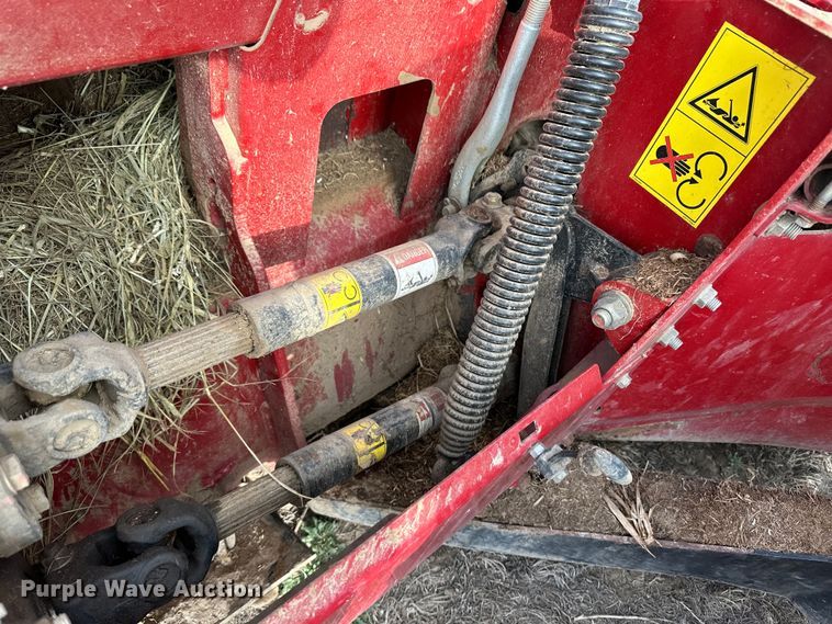 image for item OI9301 2016 MacDon M205 swather / windrower
