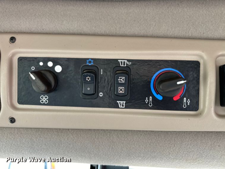 image for item OI9302 2013 MacDon M155 swather / windrower