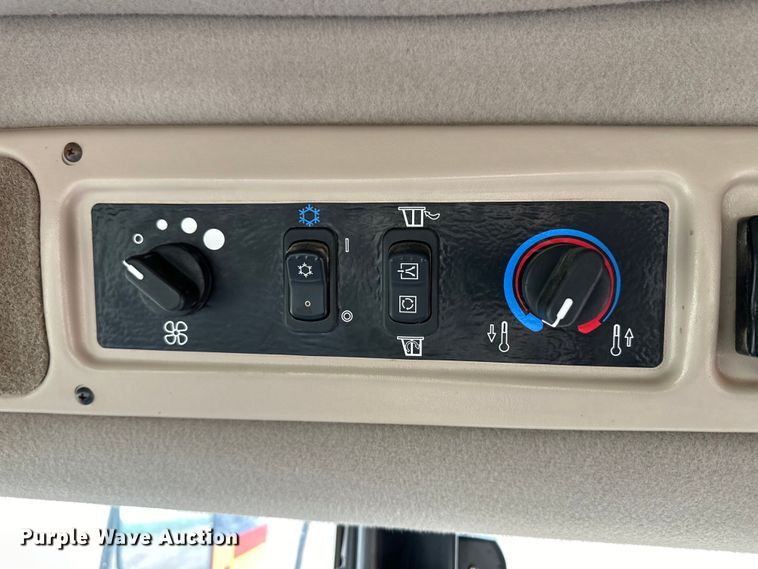 image for item OI9303 2014 MacDon M155 swather / windrower