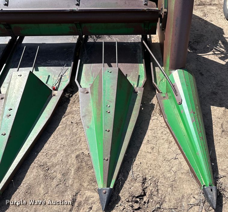 image for item OI9342 John Deere 930 rigid head