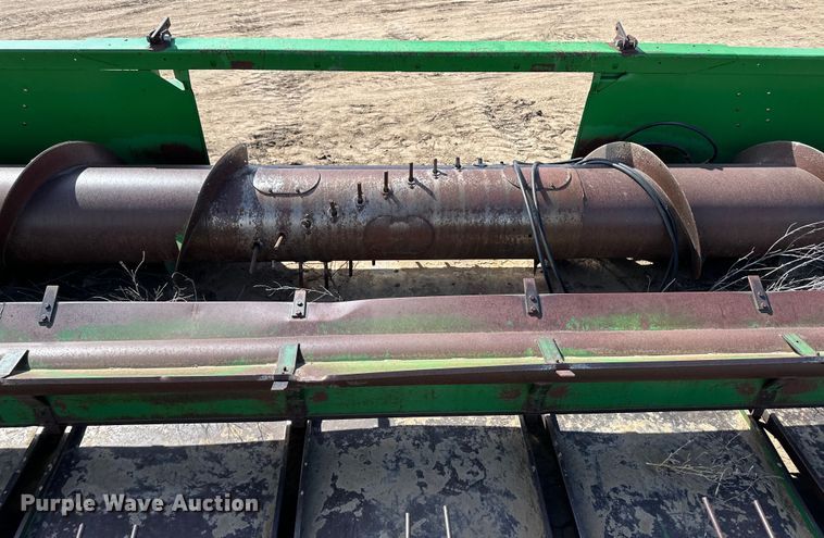 image for item OI9342 John Deere 930 rigid head