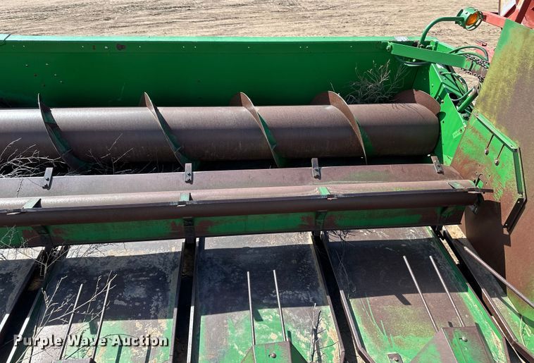 image for item OI9342 John Deere 930 rigid head