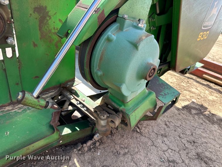 image for item OI9342 John Deere 930 rigid head