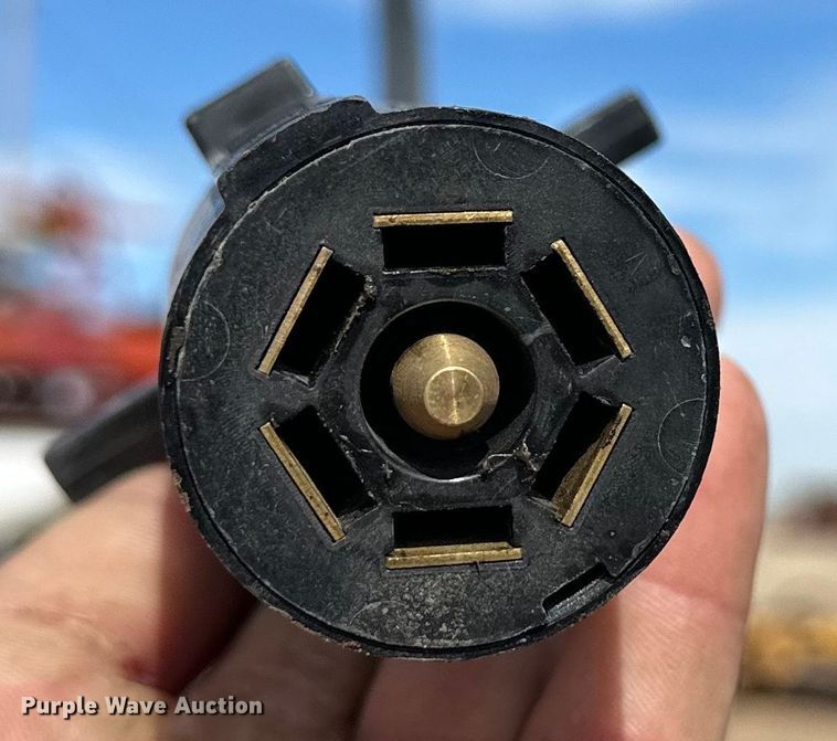 image for item OI9346 Amacsa hay bale trailer