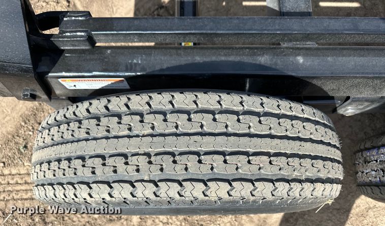 image for item OI9346 Amacsa hay bale trailer