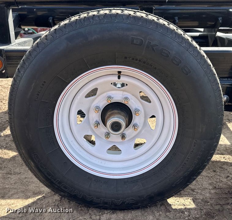 image for item OI9346 Amacsa hay bale trailer