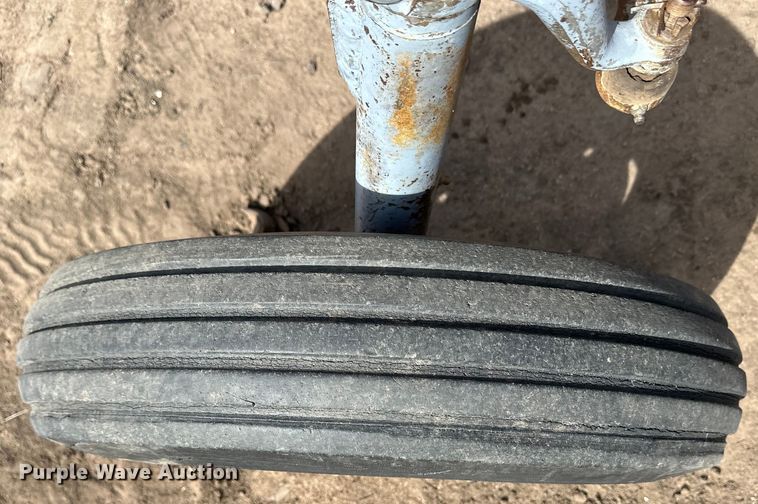 image for item OI9347 1958 Massey Ferguson 65 tractor