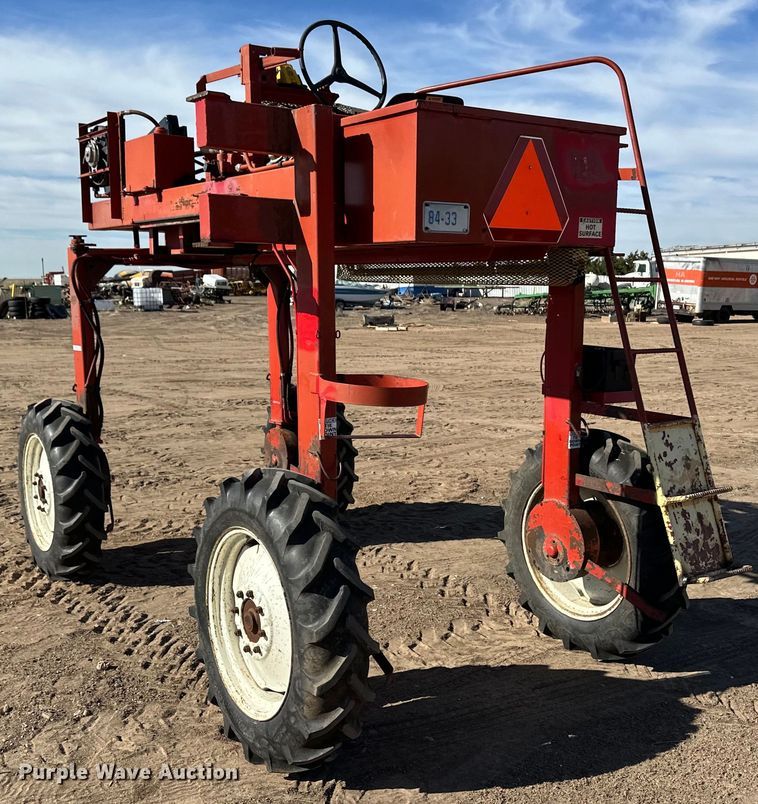 image for item OI9350 Irrigation pivot service machine