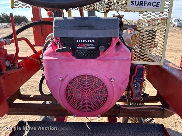 image for item OI9350 Irrigation pivot service machine