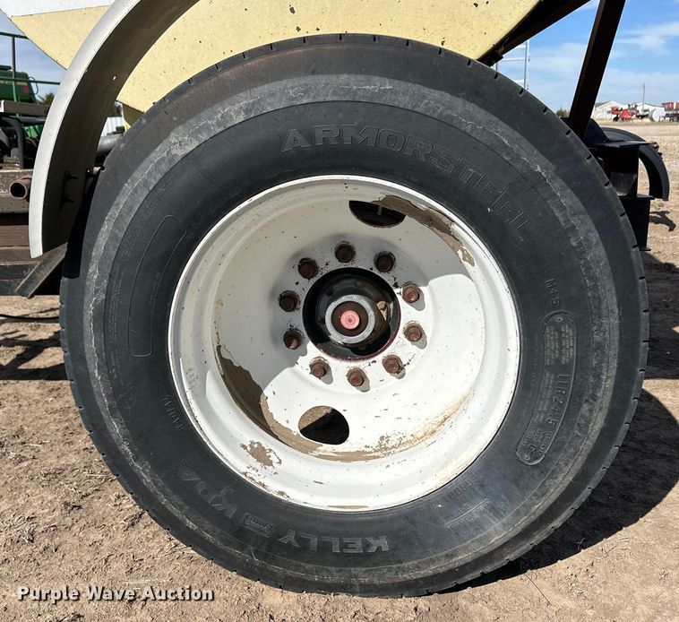 image for item OI9355 Shop built tank trailer