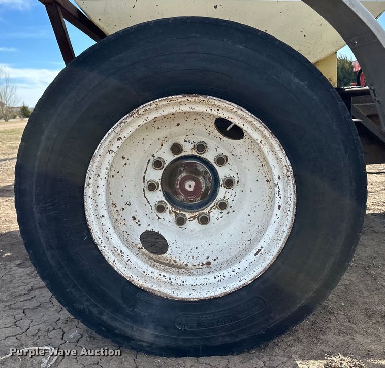 image for item OI9355 Shop built tank trailer