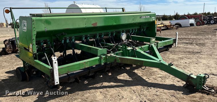 image for item OI9356 John Deere 750 grain drill