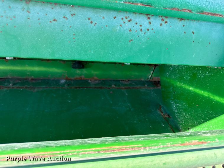 image for item OI9356 John Deere 750 grain drill