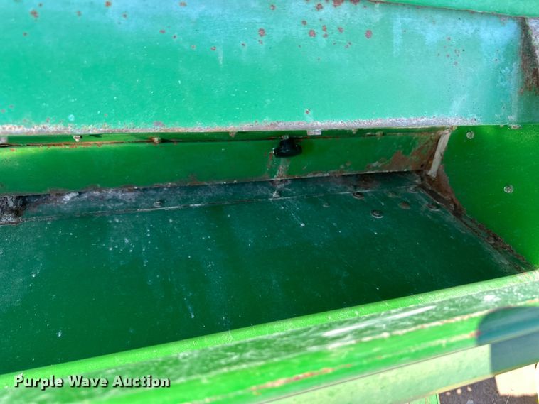 image for item OI9356 John Deere 750 grain drill