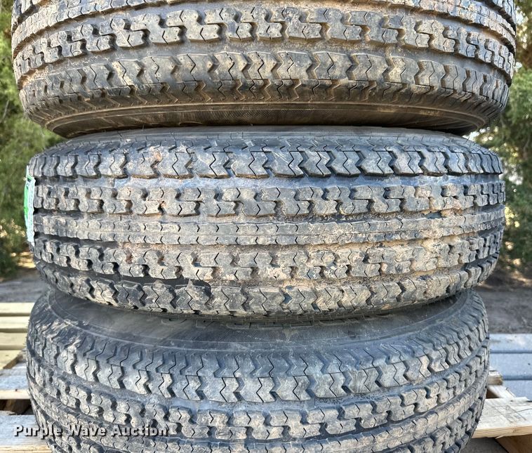 image for item OI9361 (8) trailer tires and wheels