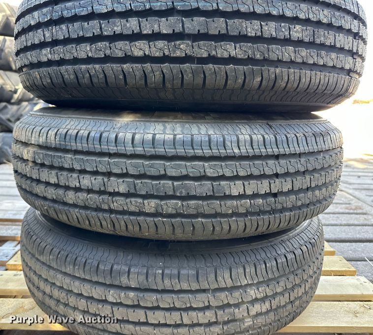 image for item OI9361 (8) trailer tires and wheels