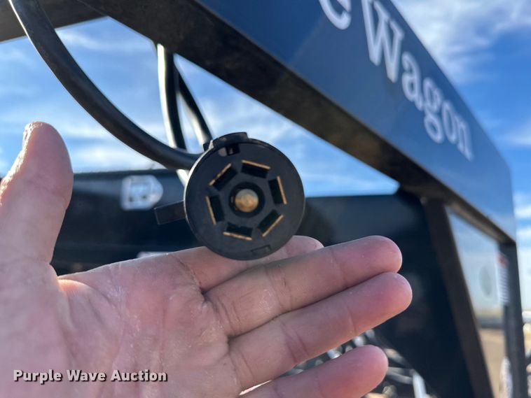 image for item OI9371 Industrias America 20x4 hay bale trailer