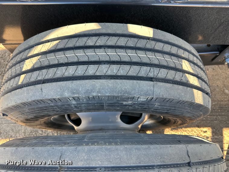 image for item OI9371 Industrias America 20x4 hay bale trailer