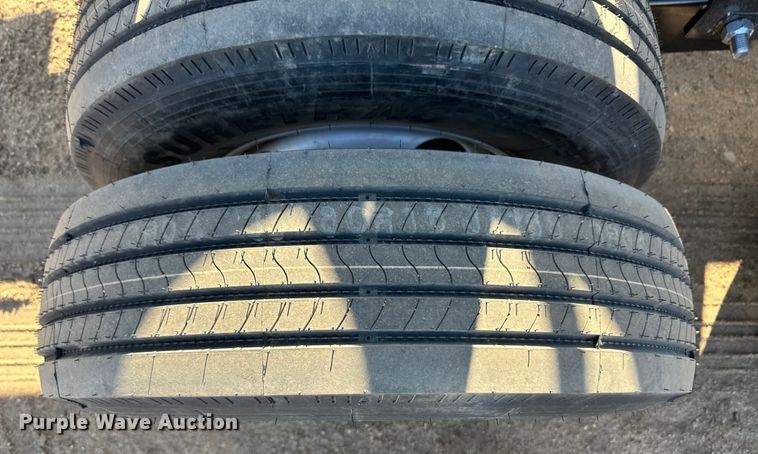 image for item OI9371 Industrias America 20x4 hay bale trailer