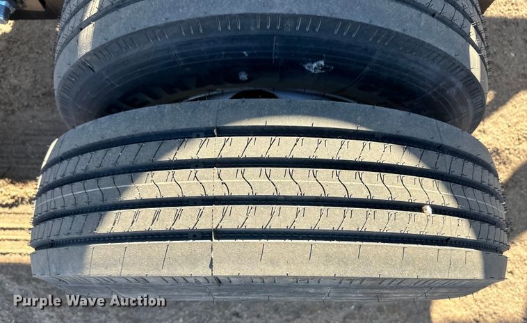 image for item OI9371 Industrias America 20x4 hay bale trailer