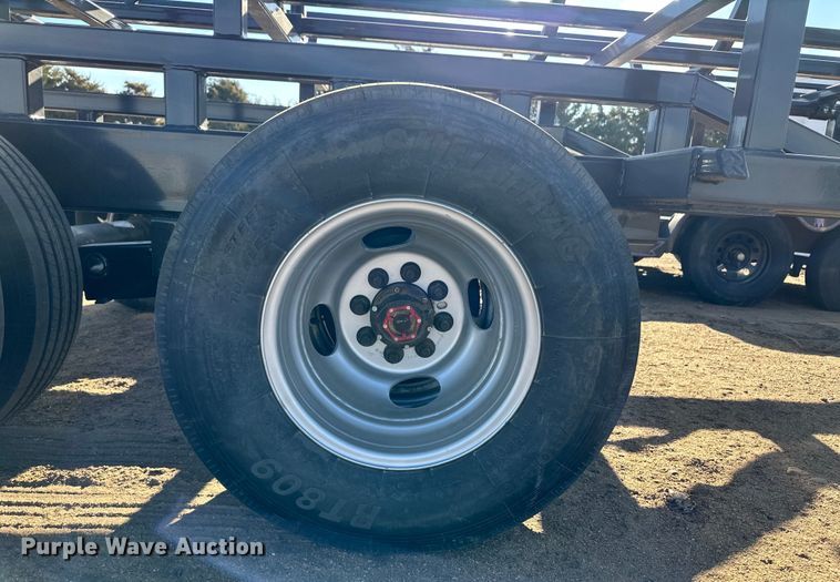 image for item OI9371 Industrias America 20x4 hay bale trailer