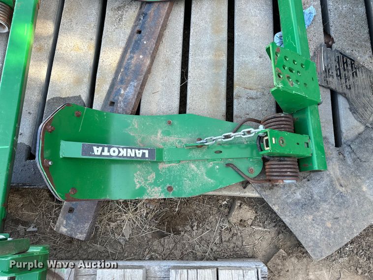 image for item OI9372 Lankota stalk smashers