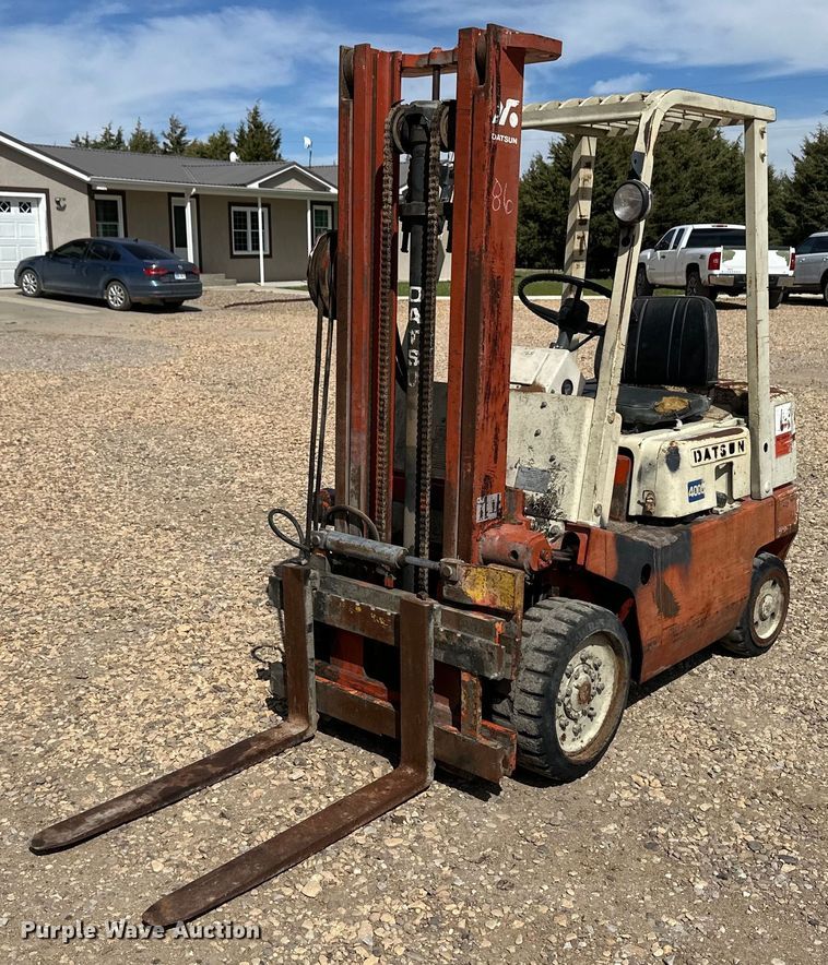 image for item OI9374 Datsun CPF02 forklift