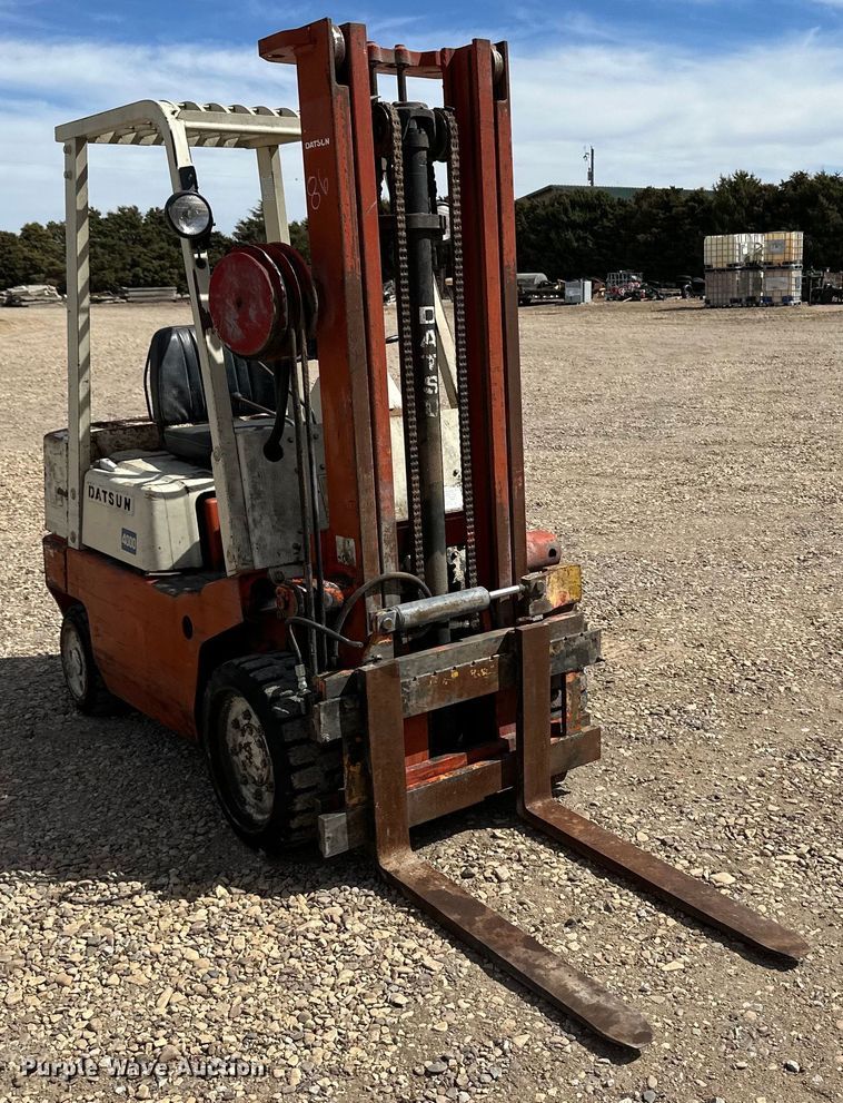 image for item OI9374 Datsun CPF02 forklift