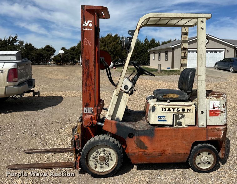 image for item OI9374 Datsun CPF02 forklift