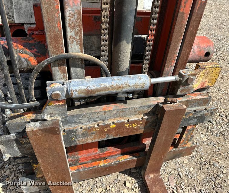 image for item OI9374 Datsun CPF02 forklift