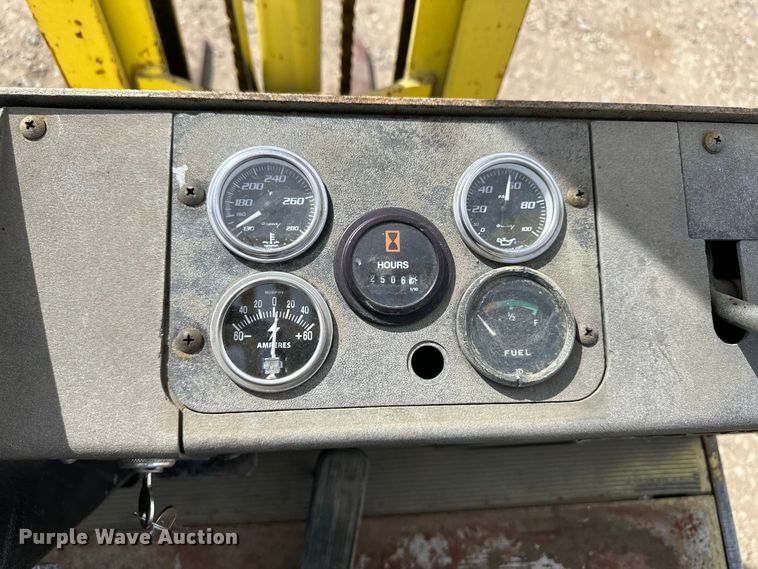 image for item OI9376 Yale forklift