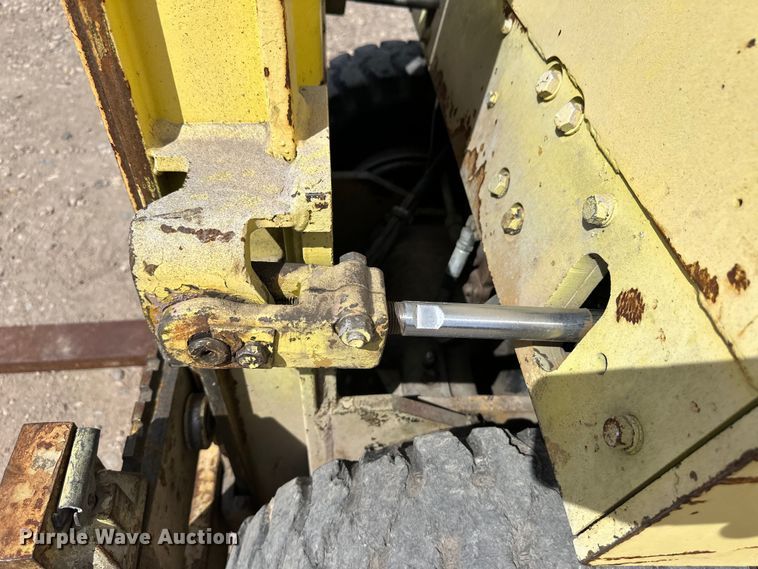 image for item OI9376 Yale forklift