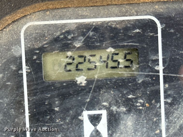 image for item OI9377 Yale forklift