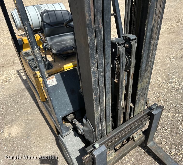 image for item OI9377 Yale forklift