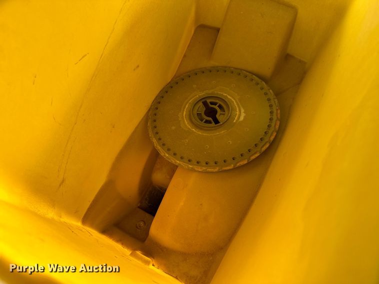 image for item OI9401 John Deere 7200 Conservation planter