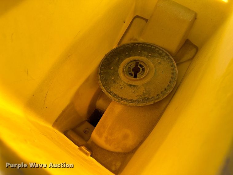 image for item OI9401 John Deere 7200 Conservation planter