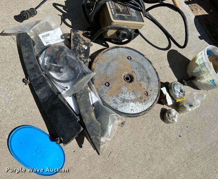 image for item OI9401 John Deere 7200 Conservation planter