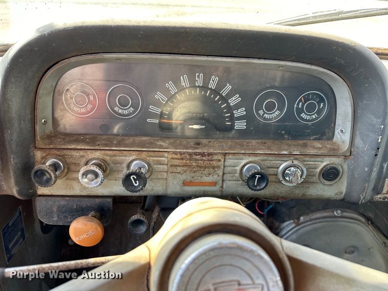 image for item OI9402 1961 Chevrolet Viking 60 grain truck