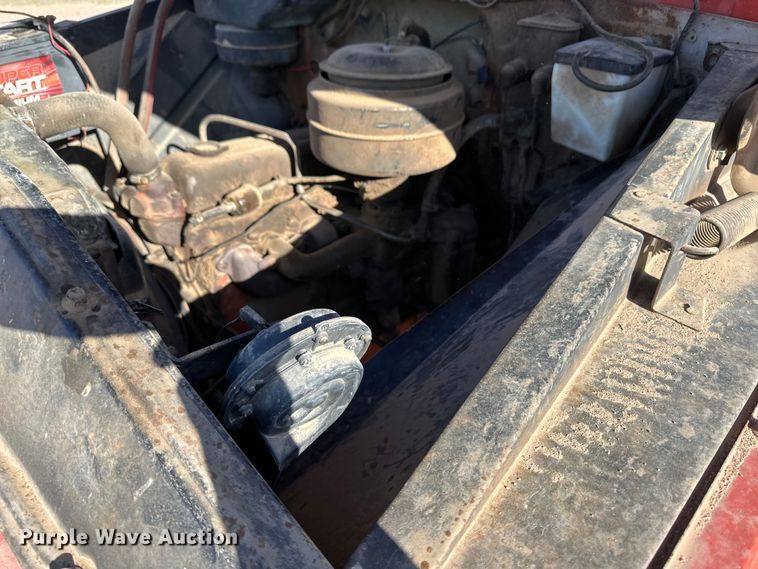 image for item OI9402 1961 Chevrolet Viking 60 grain truck