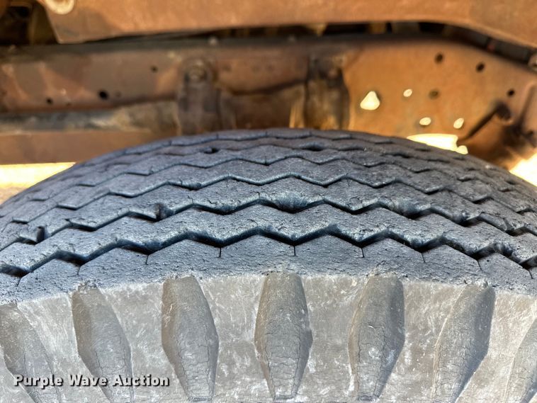 image for item OI9402 1961 Chevrolet Viking 60 grain truck